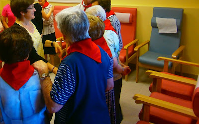 LLEGAN LAS FIESTAS: VISITA DE LA ALCALDESA